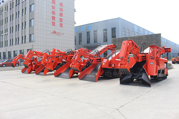 履帶輸送帶式扒渣機(jī)價(jià)格.jpg 履帶輸送帶式扒渣機(jī)價(jià)格.jpg